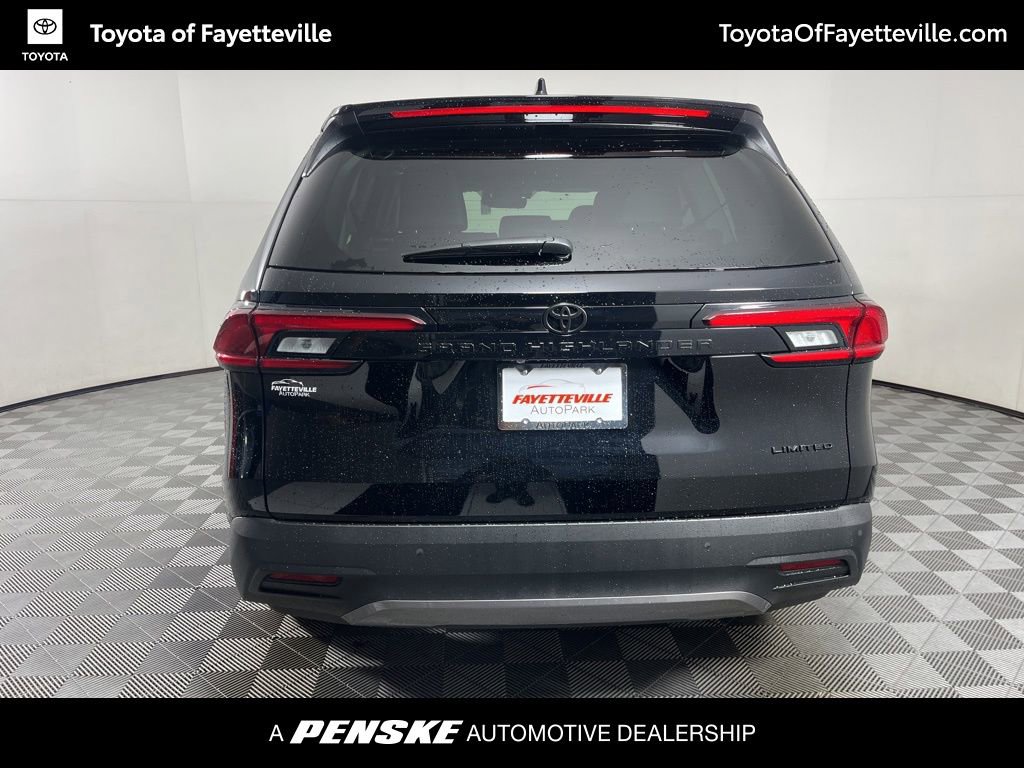 New 2026 Toyota Grand Highlander Limited image 3