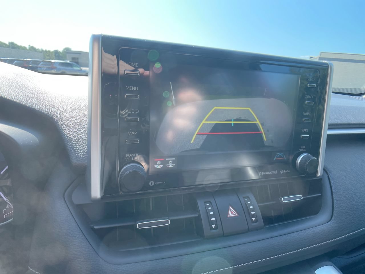 Used 2019 Toyota RAV4 Limited AWD/4WD image 18