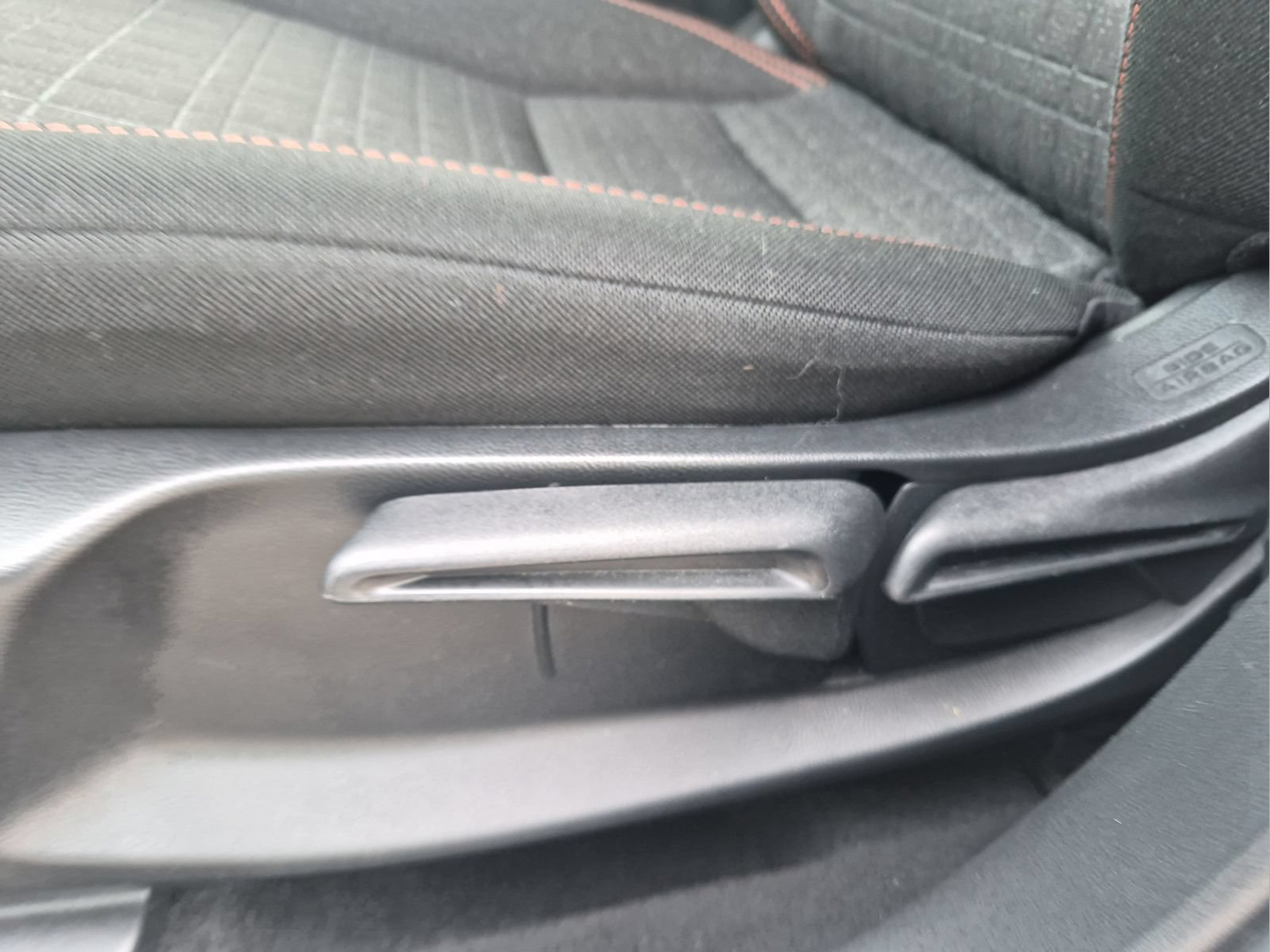 Certified 2025 Honda HR-V Sport image 14