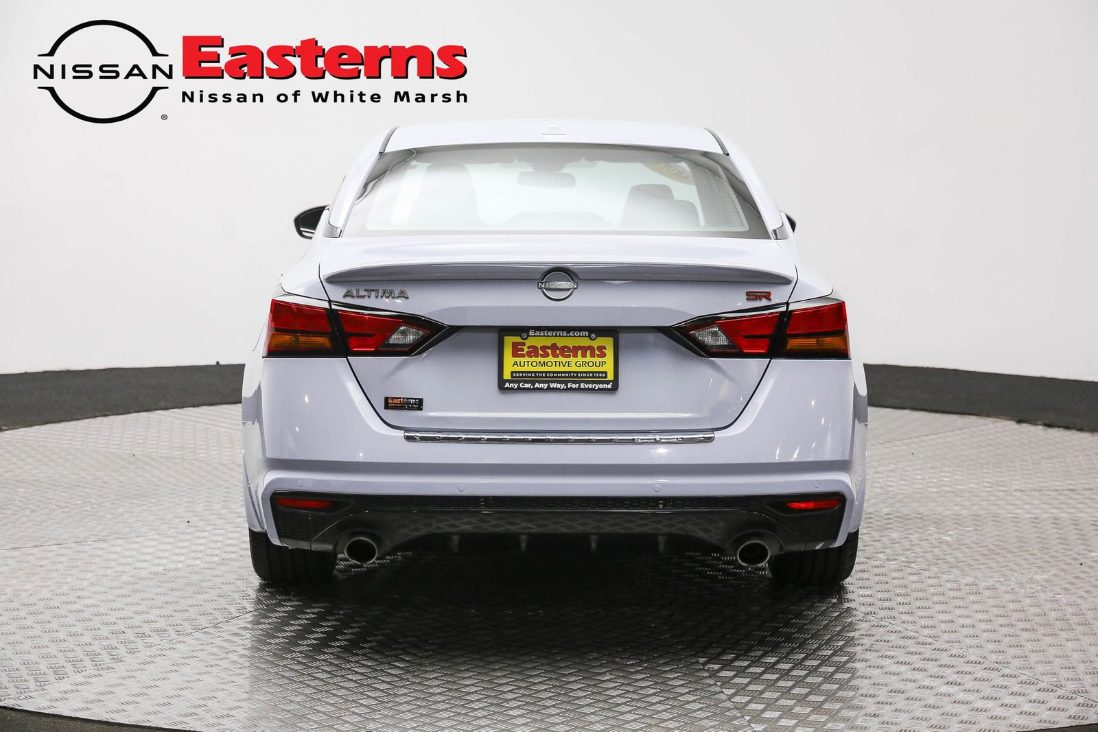Used 2023 Nissan Altima 2.5 SR w/ SR Premium Package FWD image 6