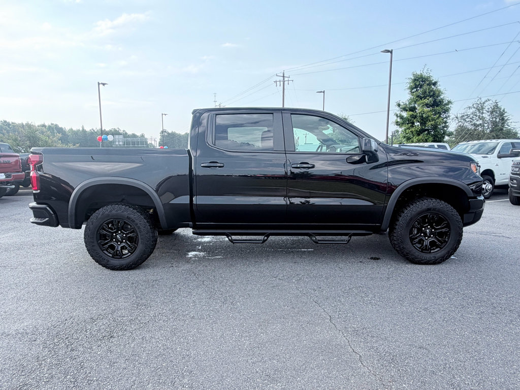 Used 2024 Chevrolet Silverado 1500 ZR2 AWD/4WD image 4