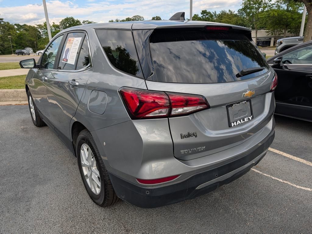 Used 2023 Chevrolet Equinox LT w/ Driver Convenience Package FWD image 6