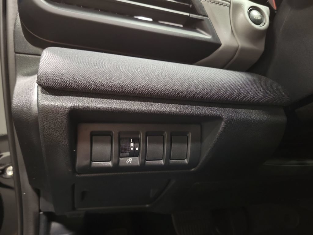 Used 2022 Subaru Outback Premium AWD/4WD image 26