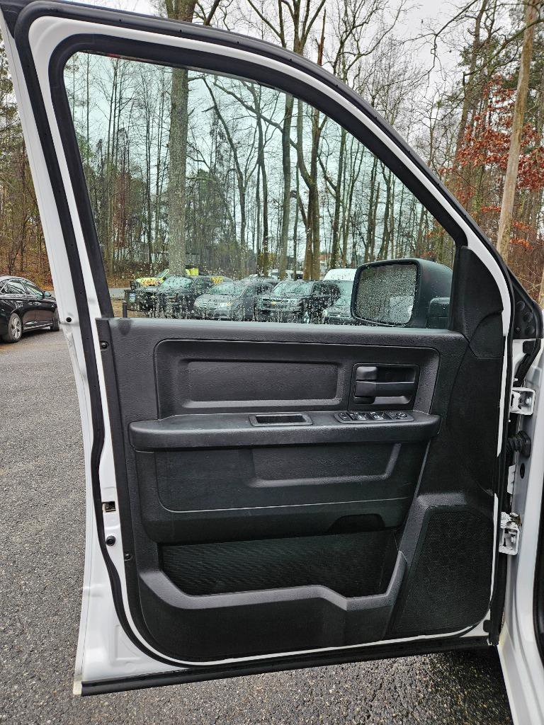 Used 2019 RAM 1500 Tradesman w/ Tradesman SXT Package image 16