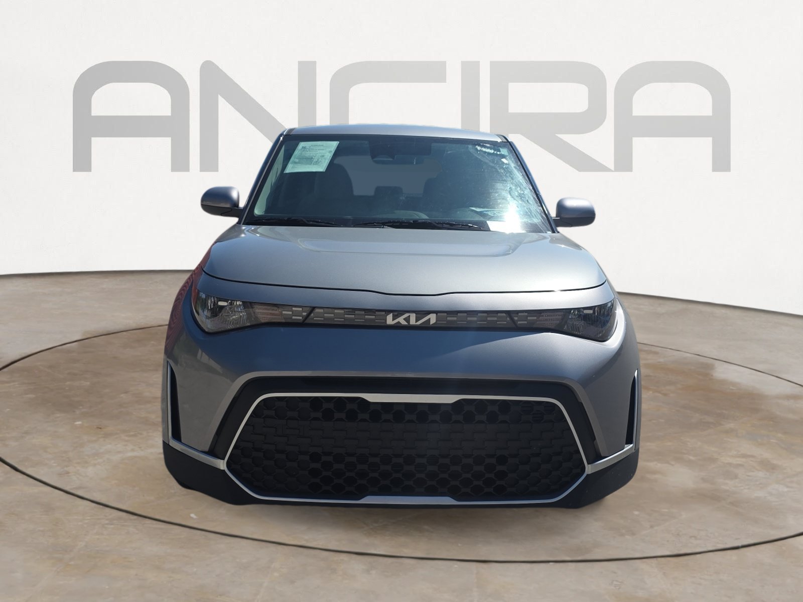 Certified 2025 Kia Soul LX w/ LX Technology Package FWD image 3