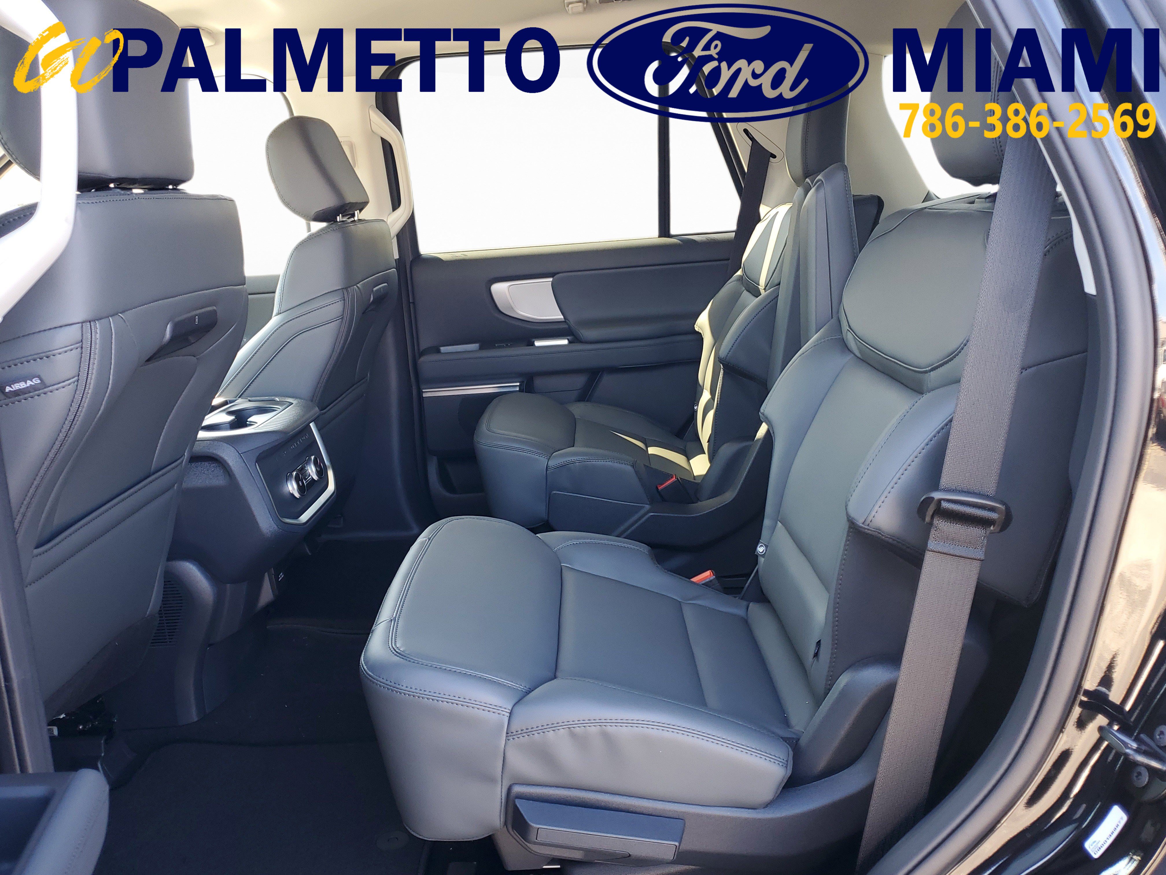 New 2026 Ford Expedition Active RWD image 8