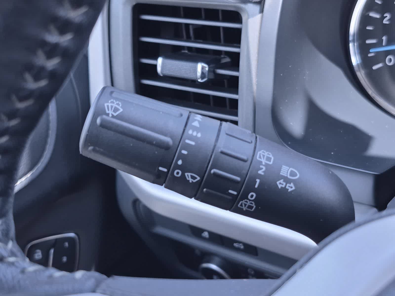 Used 2023 Ford Expedition Max XLT AWD/4WD image 25
