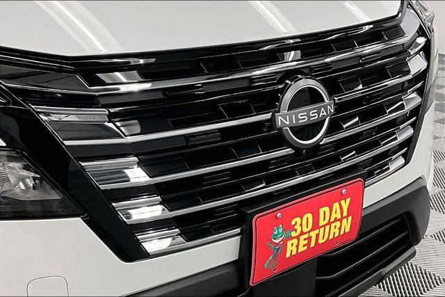 New 2025 Nissan Rogue S image 15