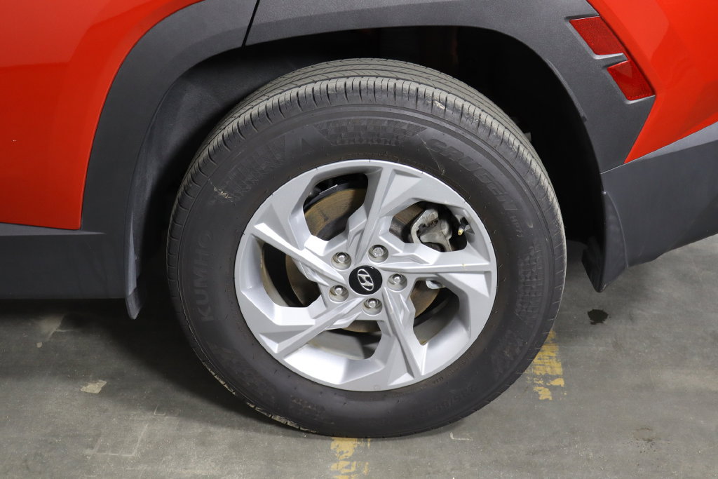 Used 2023 Hyundai Tucson SEL AWD/4WD image 39