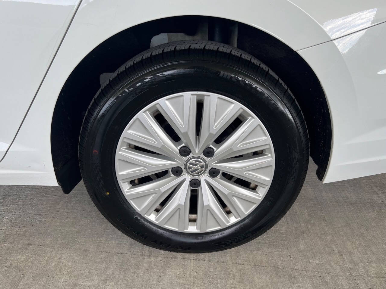 Used 2019 Volkswagen Jetta S w/ Driver Assistance Package FWD image 28