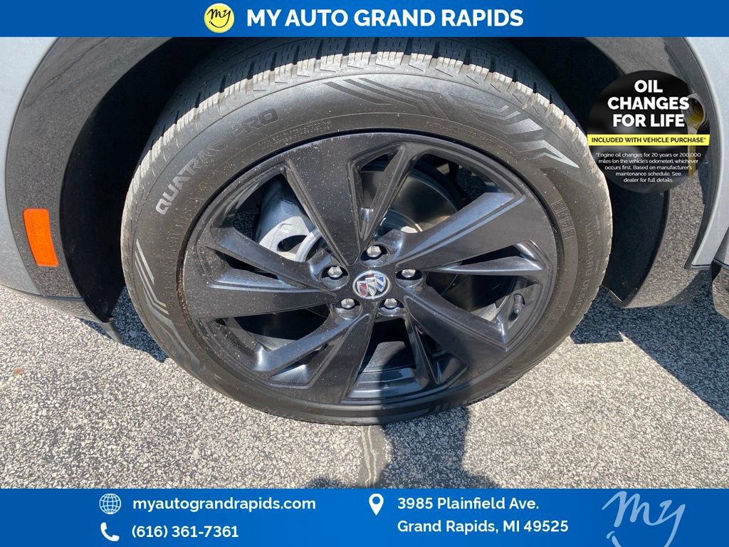 Used 2023 Buick Envision Essence w/ Sport Touring Package AWD/4WD image 45