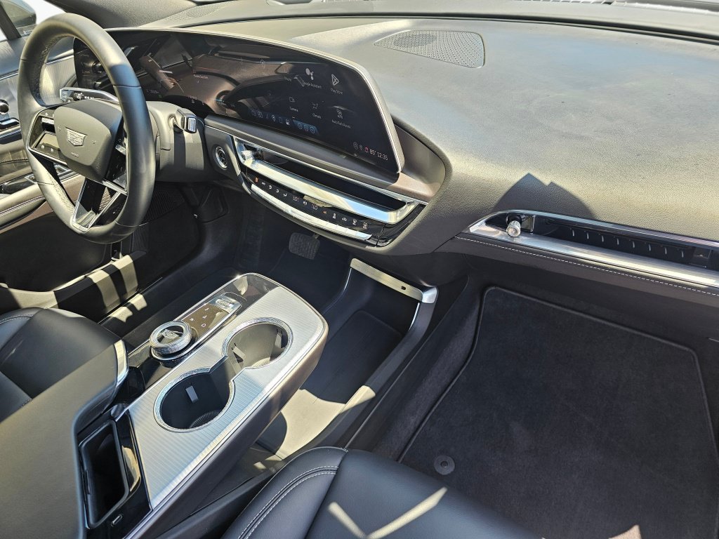 Used 2024 Cadillac Lyriq Tech w/ Driver Assist Package RWD image 16