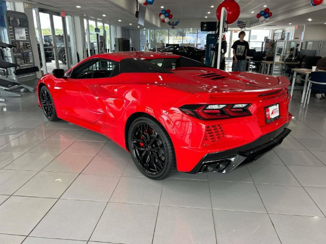 New 2027 Chevrolet Corvette Stingray Convertible w/ Z51 Performance Package RWD image 5