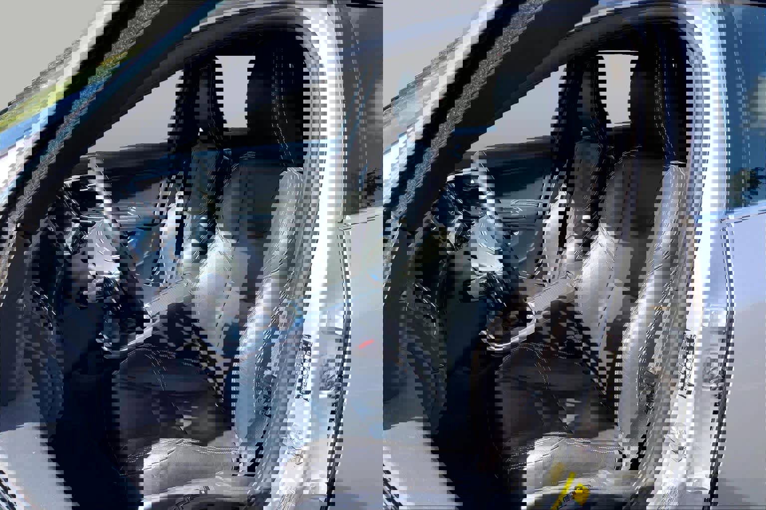 Used 2016 Volvo V60 T5 Premier w/ Convenience Package image 7