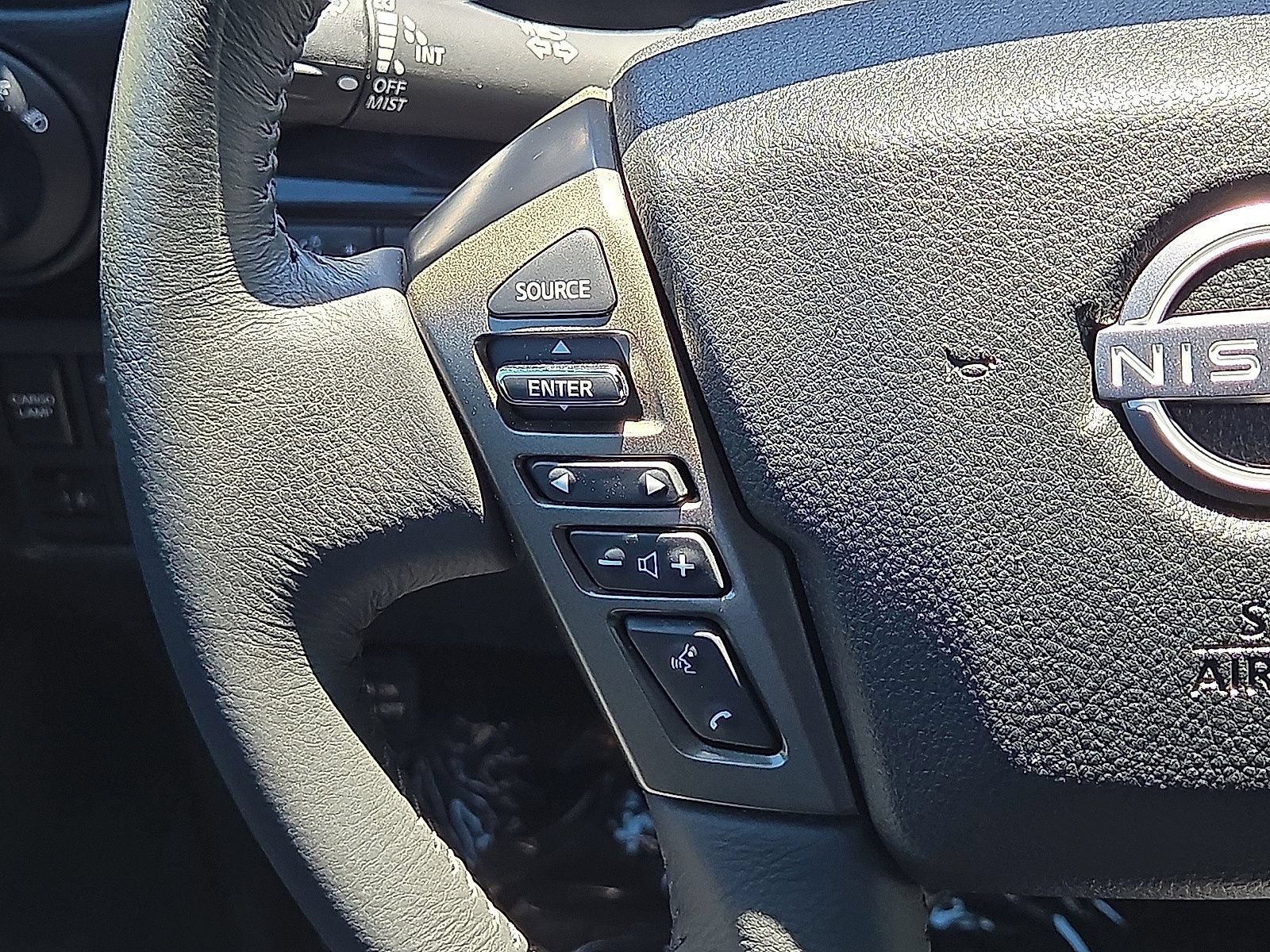Used 2024 Nissan Titan SV w/ SV Bronze Edition Package RWD image 19