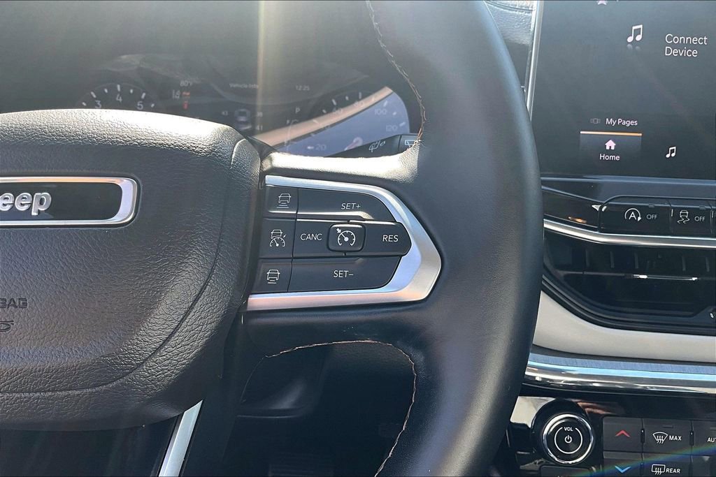 Used 2022 Jeep Compass Limited image 18