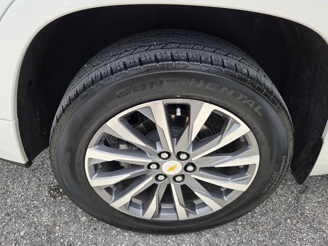 Used 2023 Chevrolet Traverse Premier FWD image 22