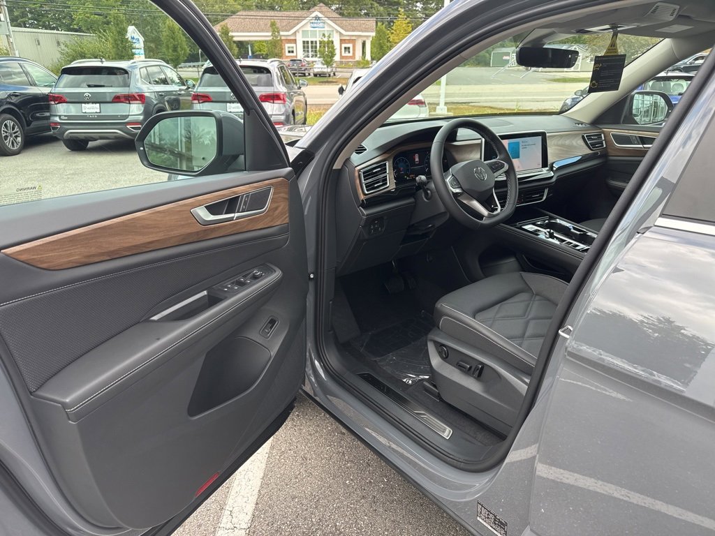 New 2026 Volkswagen Atlas SE image 17