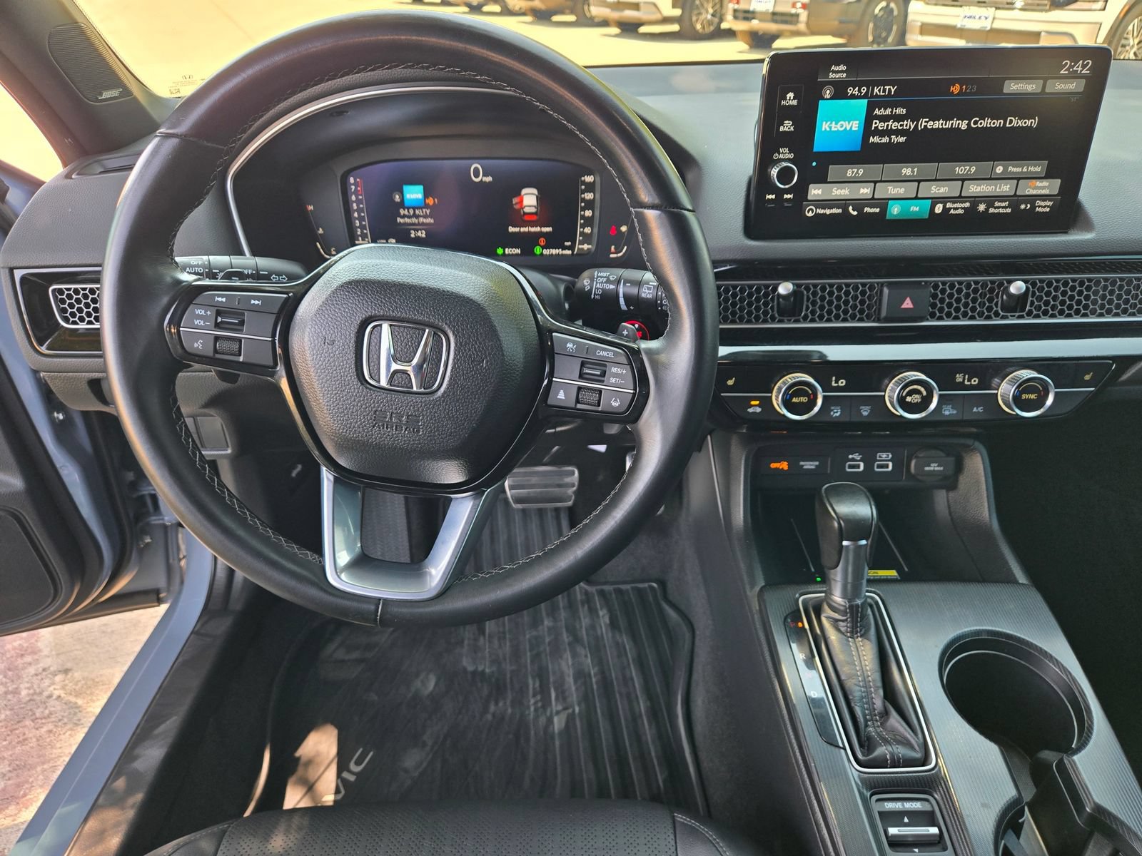 Used 2024 Honda Civic Sport Touring image 10