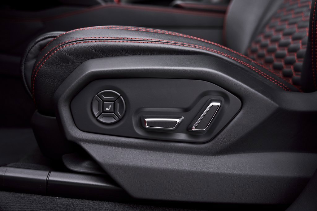 Used 2021 Lamborghini Urus image 38