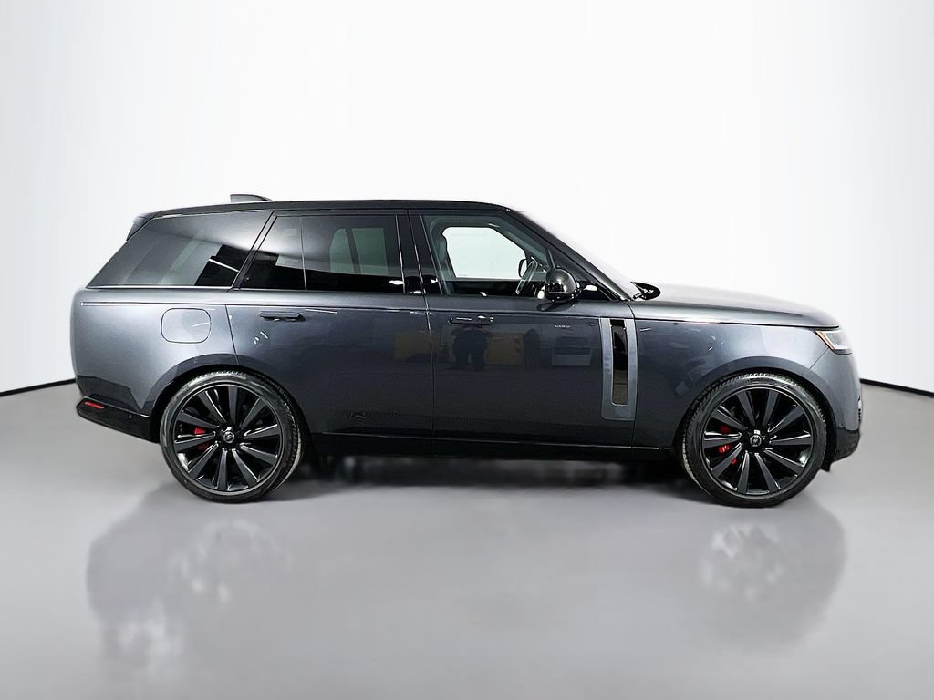 Used 2023 Land Rover Range Rover SV AWD/4WD image 4