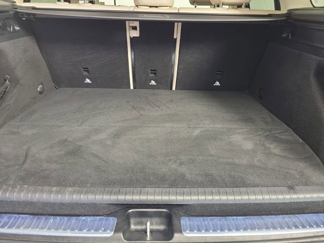 Used 2019 Mercedes-Benz GLC 350e 4MATIC image 31