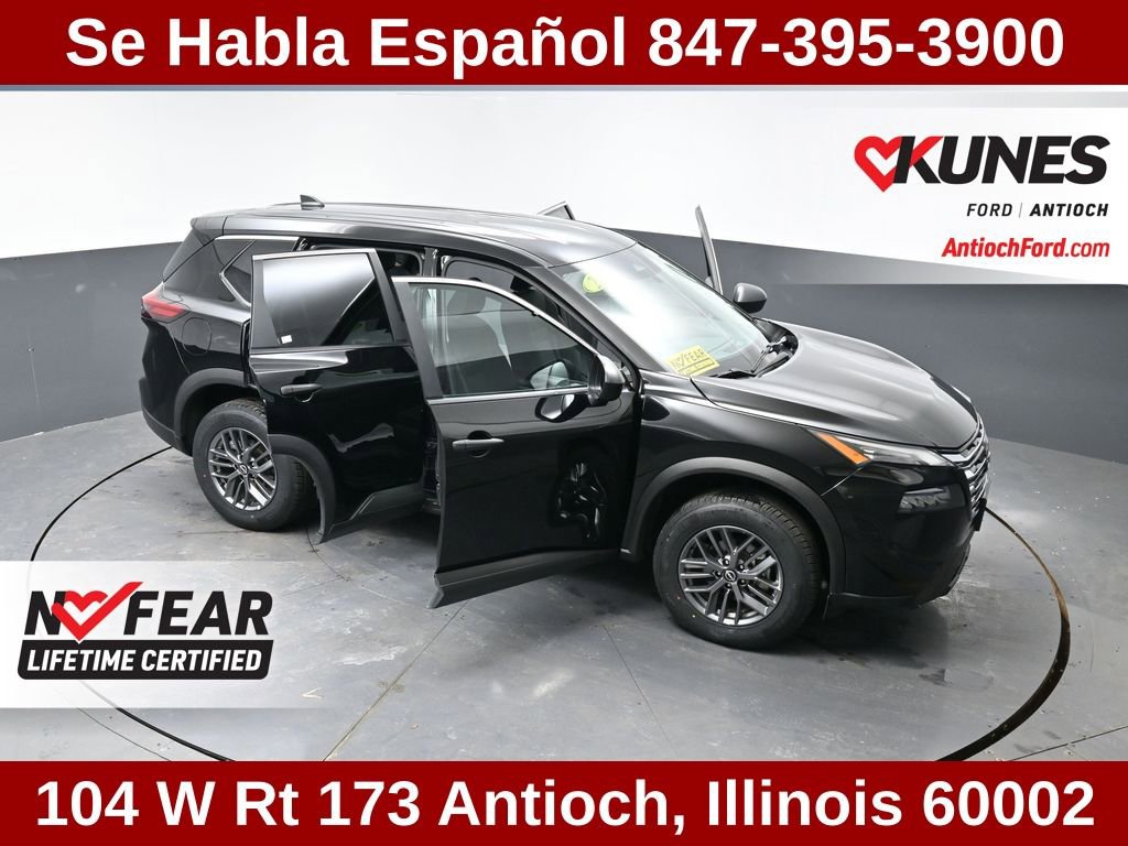 Used 2024 Nissan Rogue S image 35