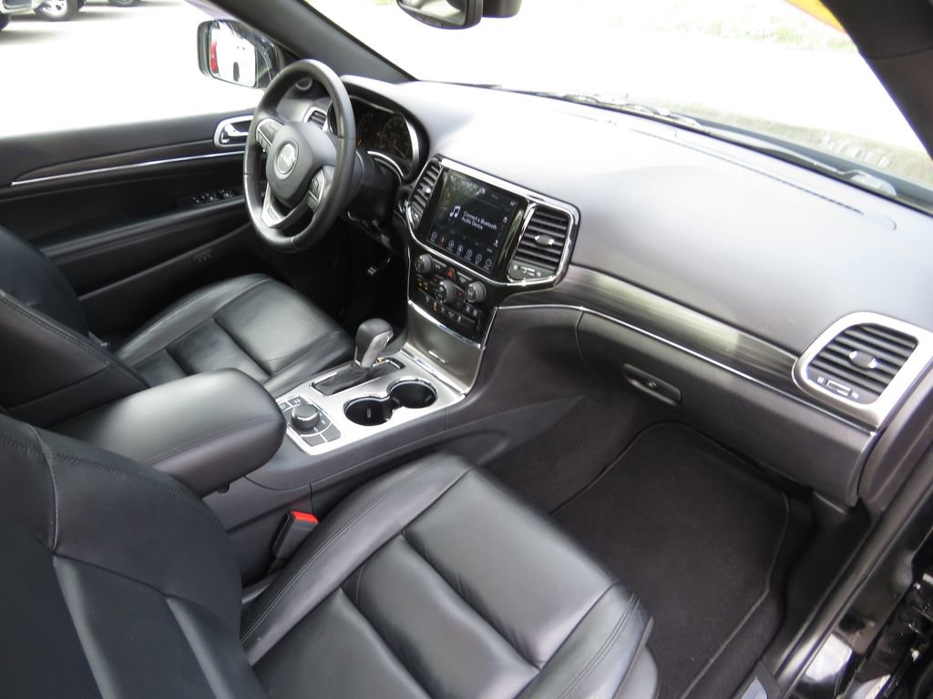 Used 2019 Jeep Grand Cherokee Limited AWD/4WD image 14