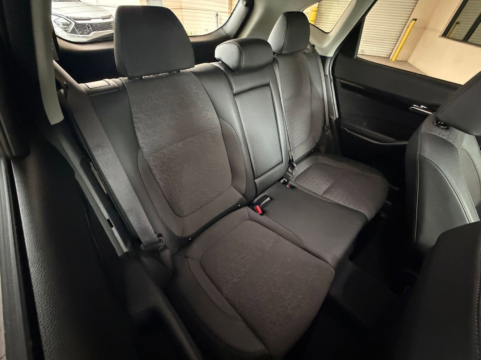 Used 2025 Kia Seltos S FWD image 34