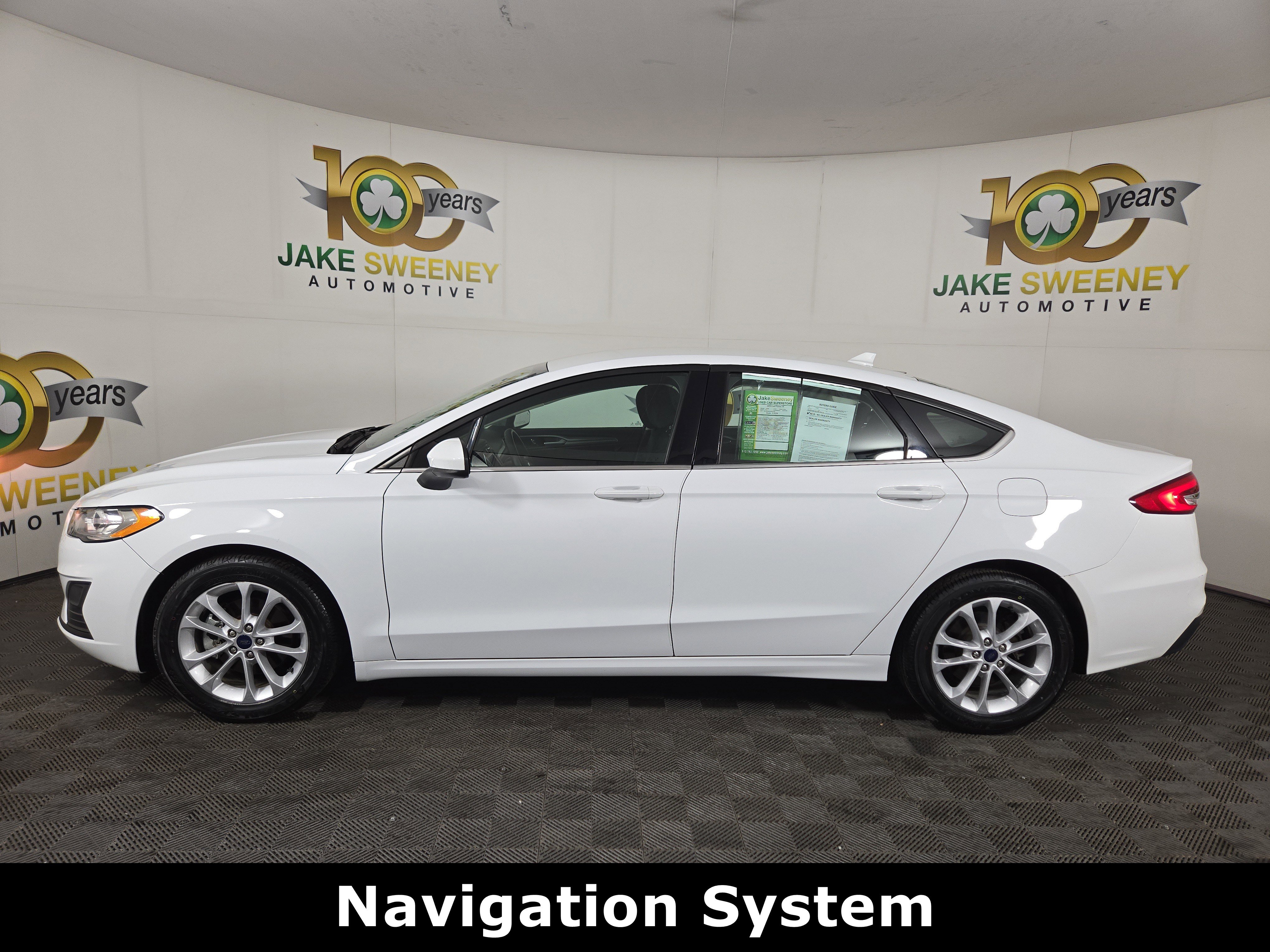 Used 2020 Ford Fusion SE image 4