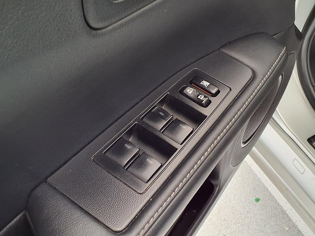 Used 2013 Lexus ES 350 w/ Luxury Pkg FWD image 4