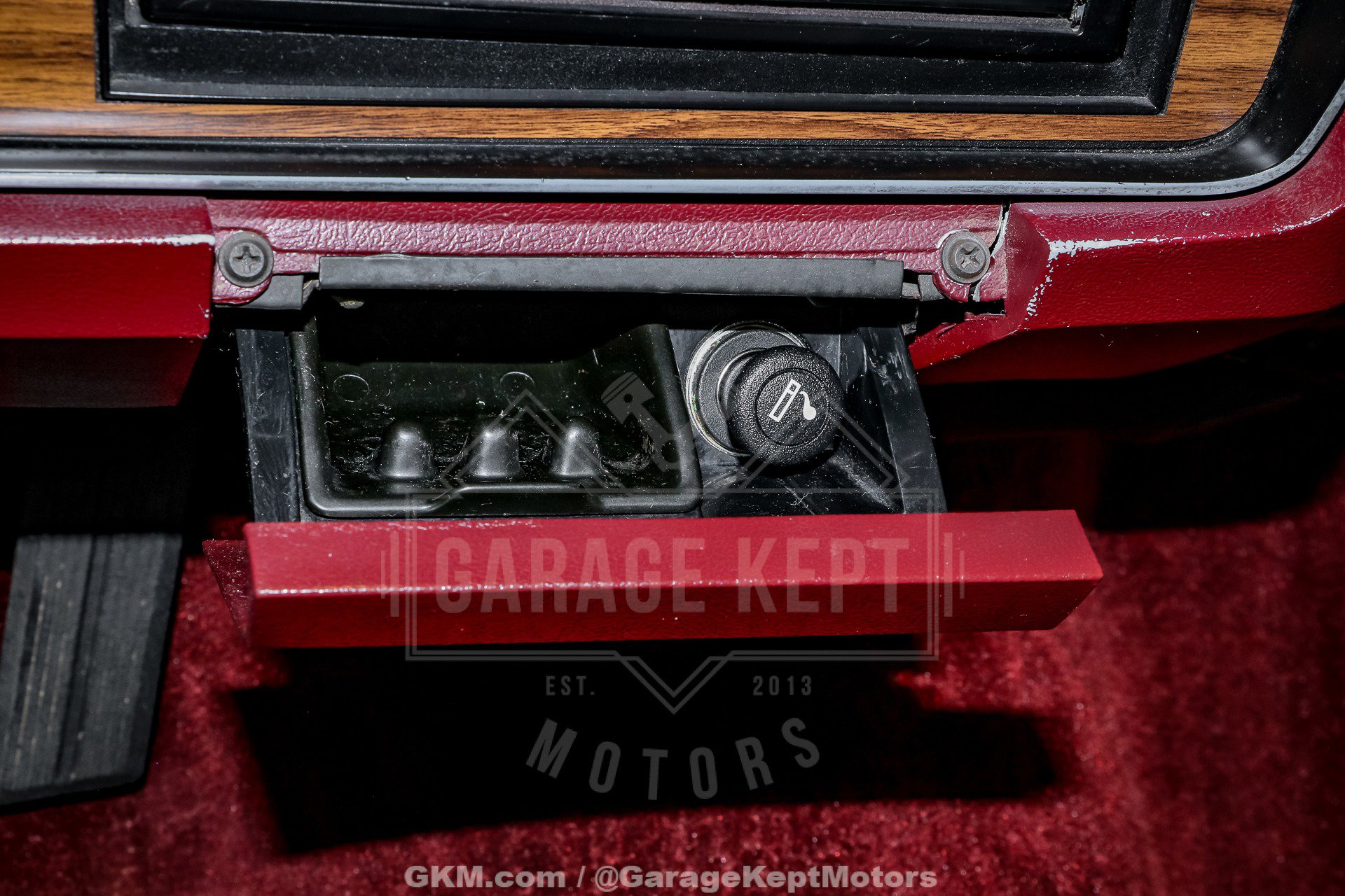 Used 1989 Dodge D/W Truck 150 image 95