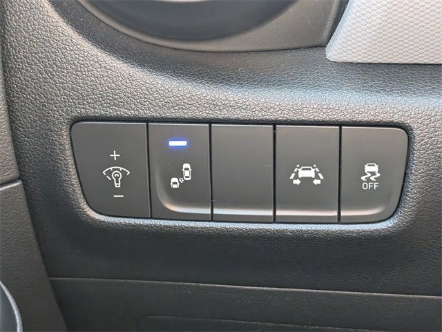 Used 2020 Hyundai Kona SEL image 23