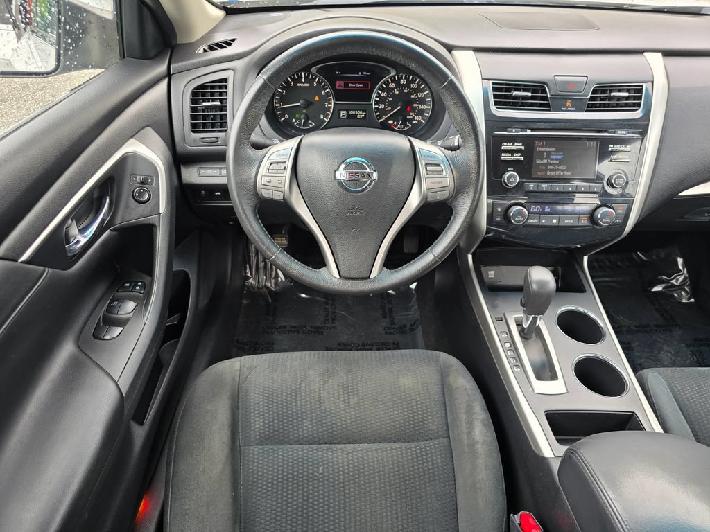 Used 2015 Nissan Altima 2.5 SV FWD image 29