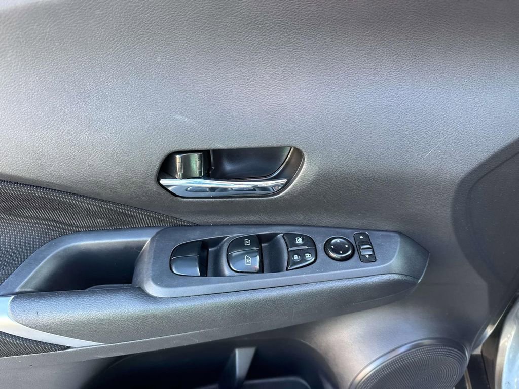 Used 2023 Nissan Kicks SV image 26