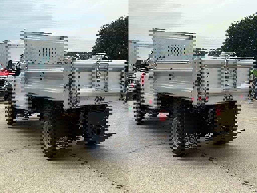 New 2025 Ford F450 XL w/ XL Chrome Package image 34