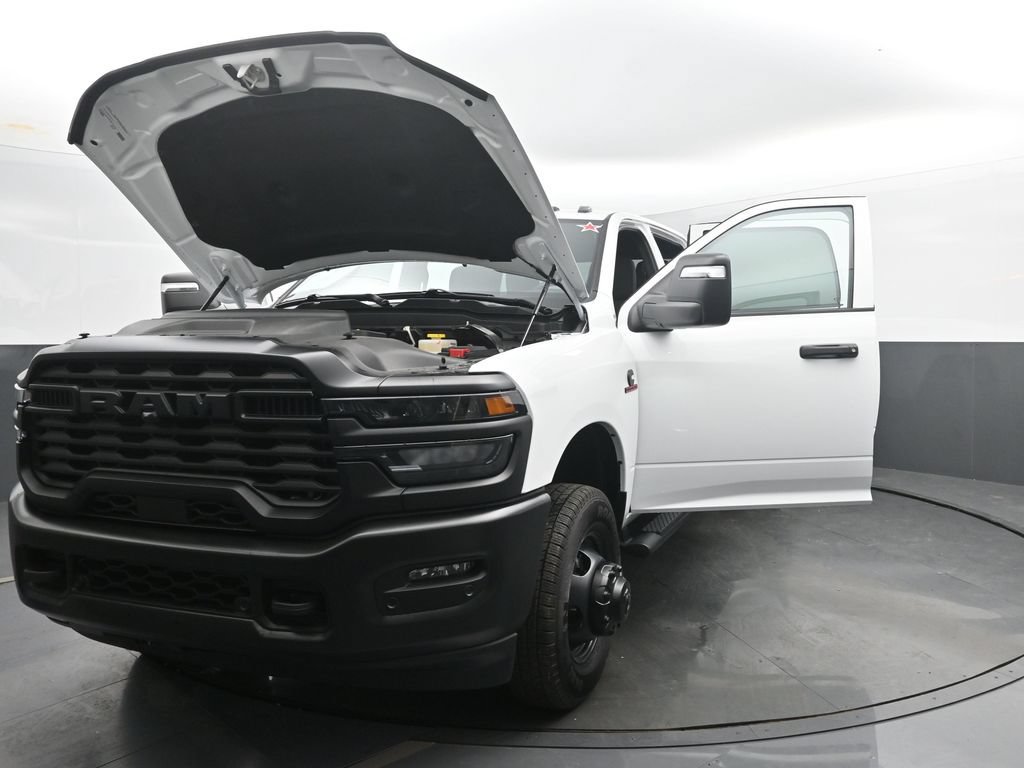 New 2026 RAM 3500 Tradesman AWD/4WD image 68
