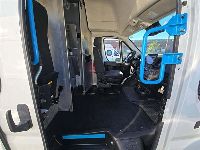 Used 2024 RAM ProMaster 3500 w/ Delivery Van Package FWD image 14