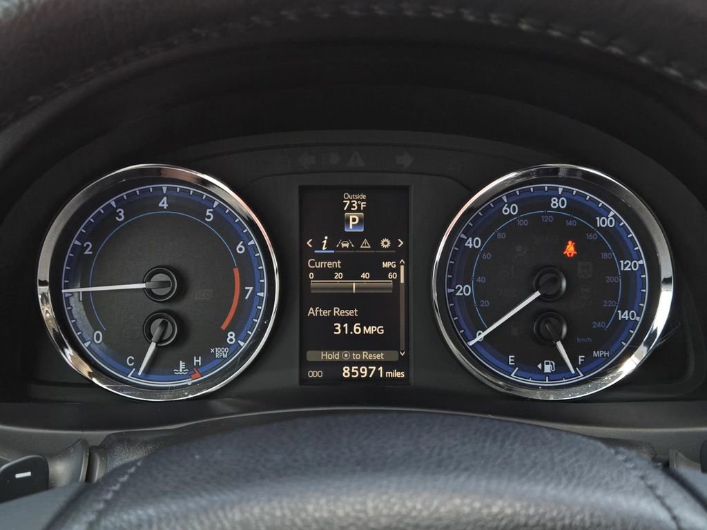 Used 2018 Toyota Corolla SE FWD image 10