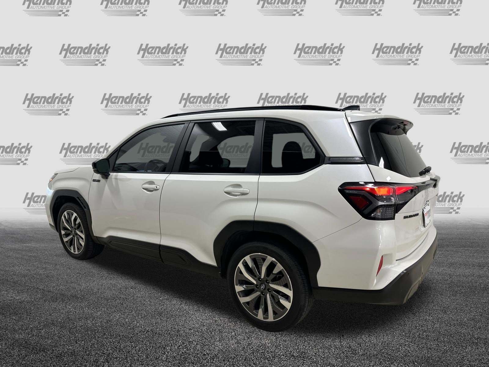 Used 2025 Subaru Forester Touring AWD/4WD image 8