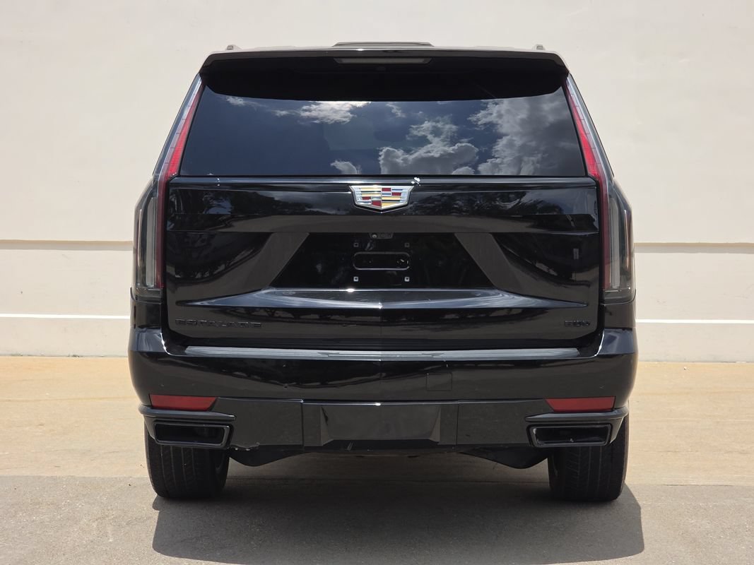 Used 2024 Cadillac Escalade ESV Premium Luxury w/ Performance Package AWD/4WD image 4