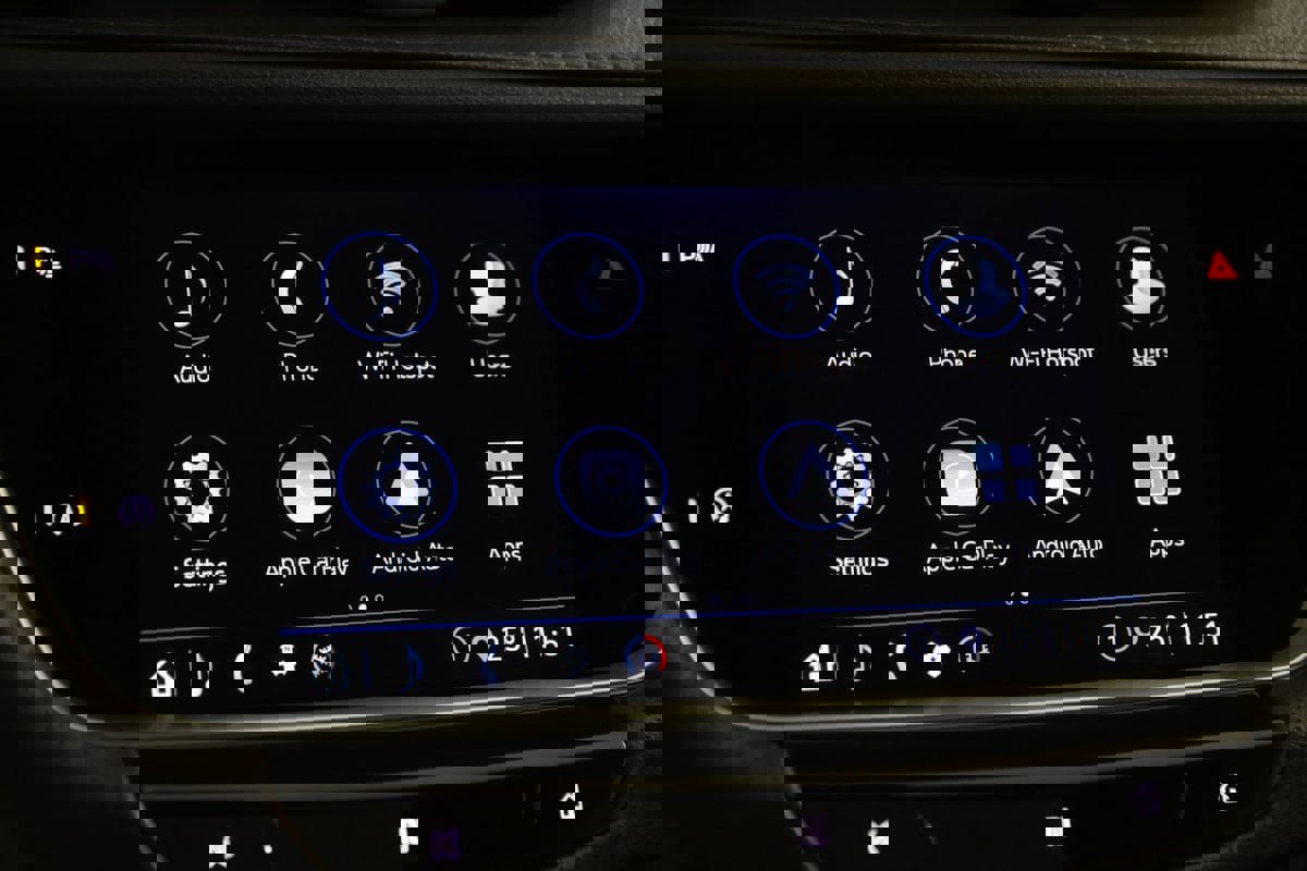 Used 2020 Cadillac XT5 Premium Luxury image 32