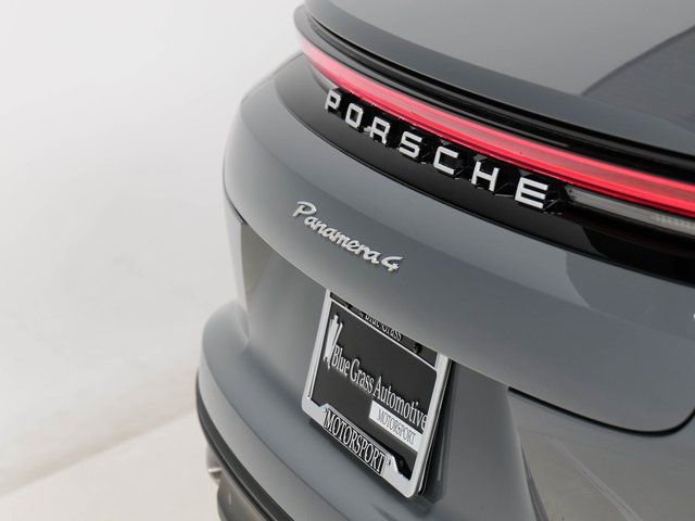 New 2025 Porsche Panamera 4 image 23
