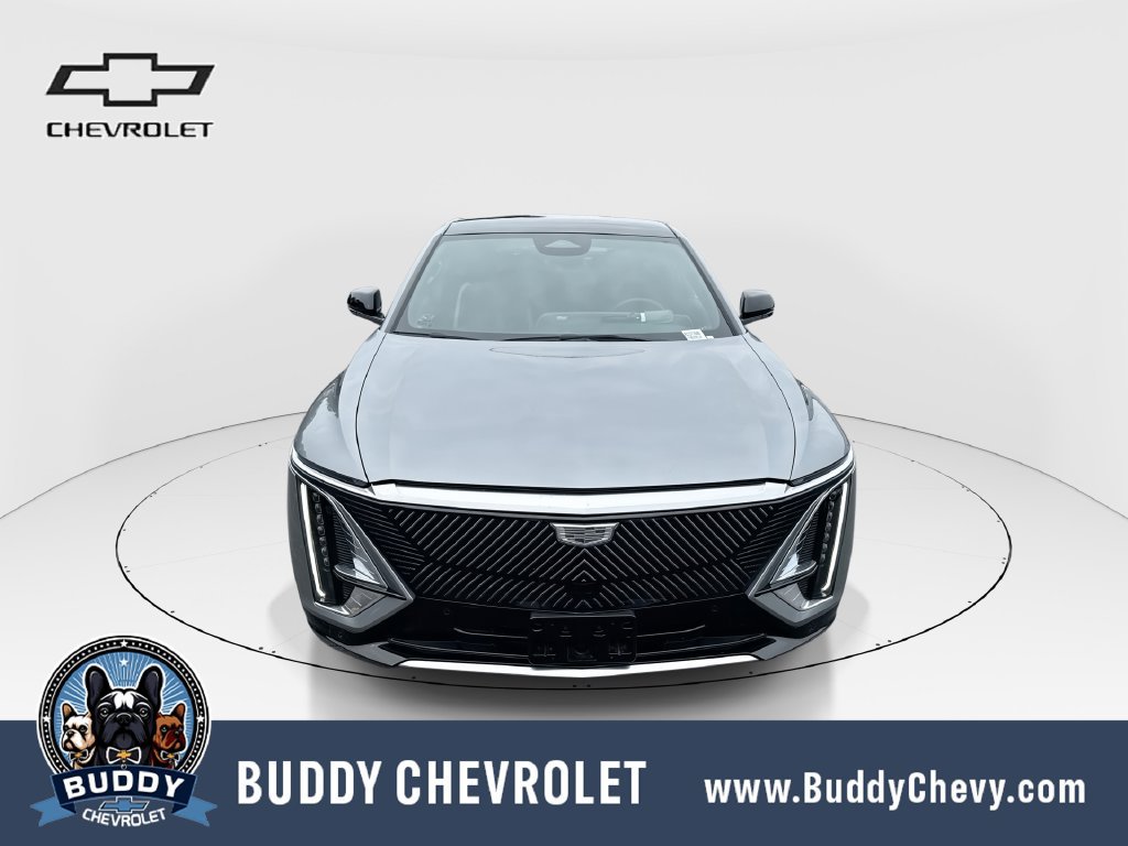 Used 2024 Cadillac Lyriq Tech RWD image 3