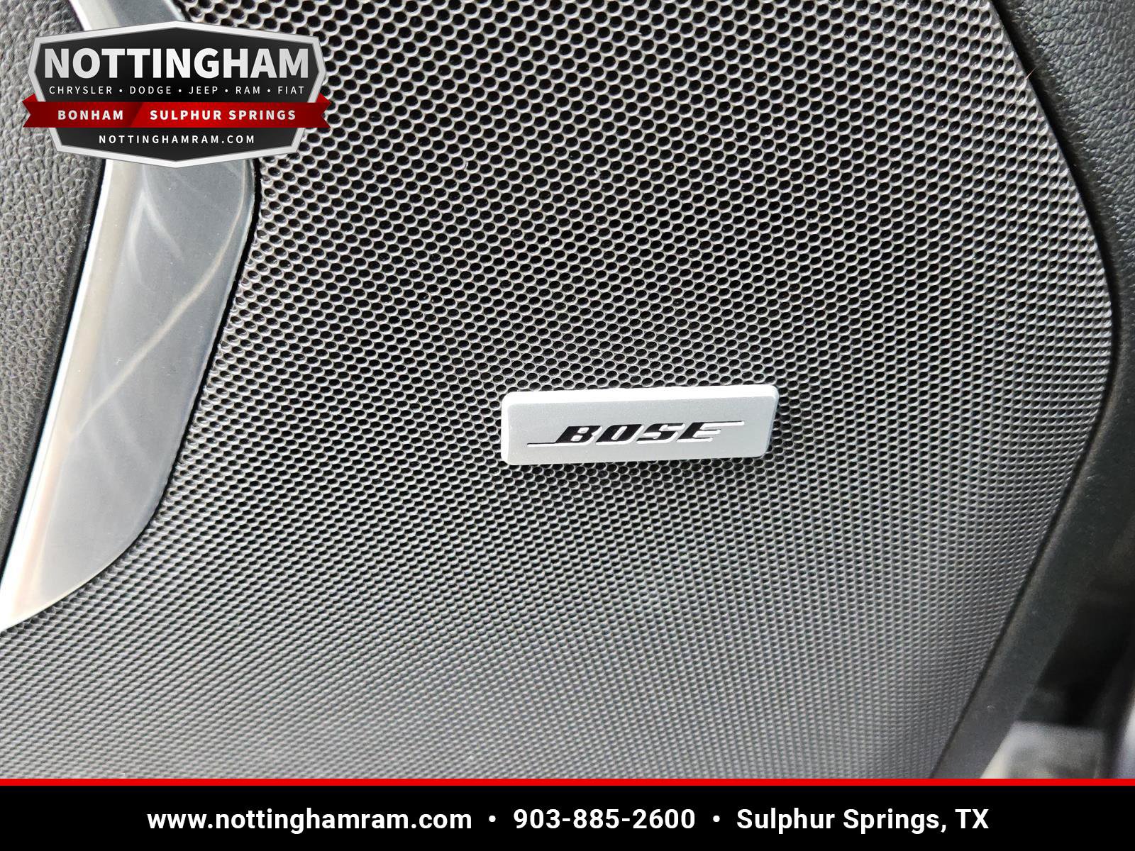 Used 2024 GMC Yukon SLT RWD image 27
