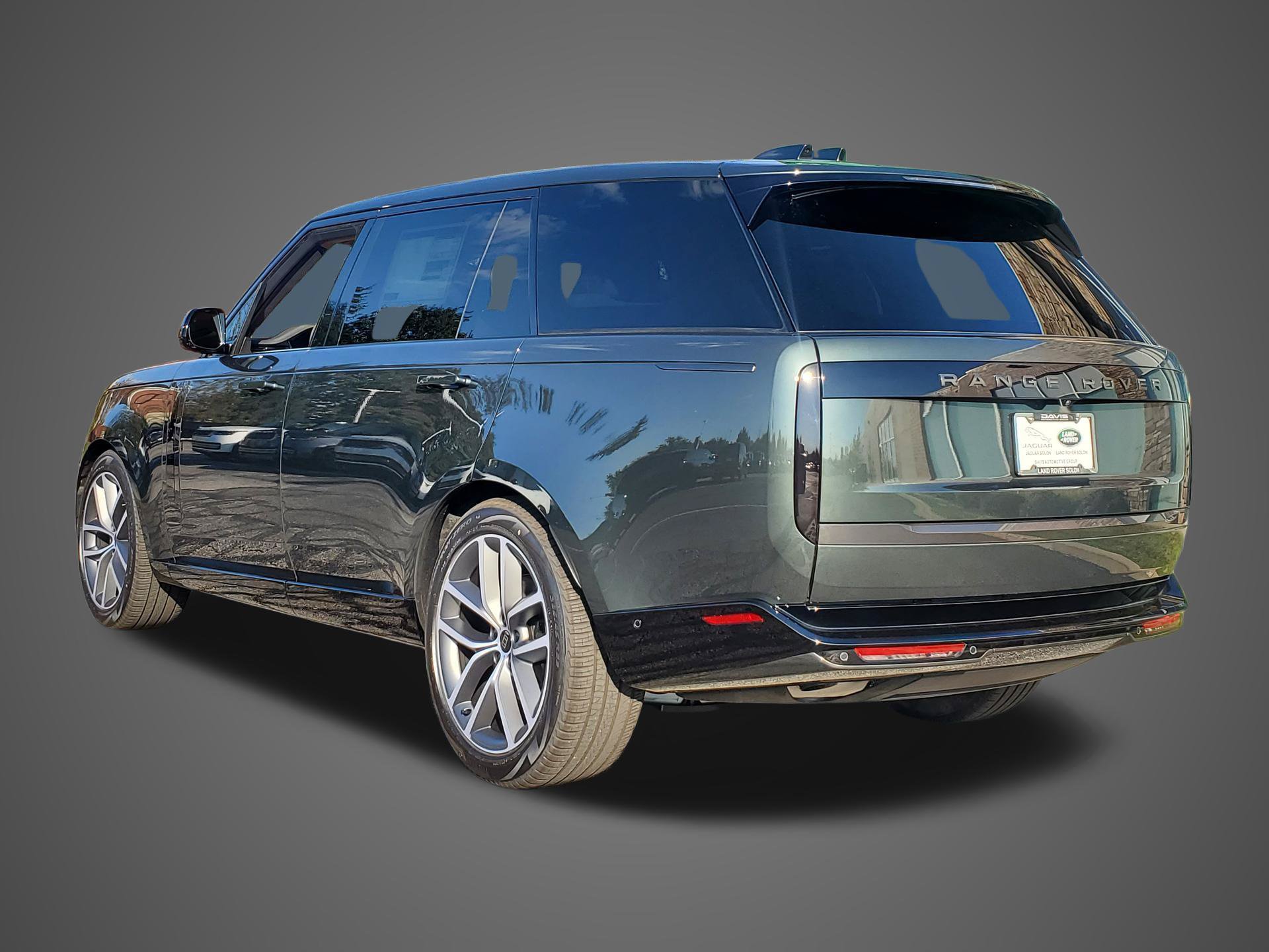 New 2027 Land Rover Range Rover Long Wheelbase SE AWD/4WD image 8