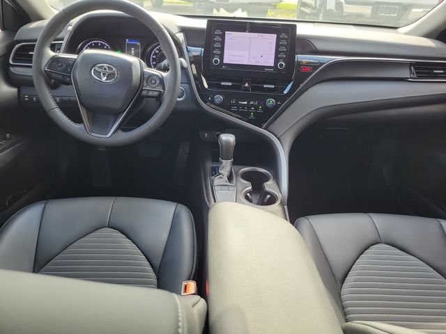 Used 2024 Toyota Camry SE w/ Convenience Package FWD image 9