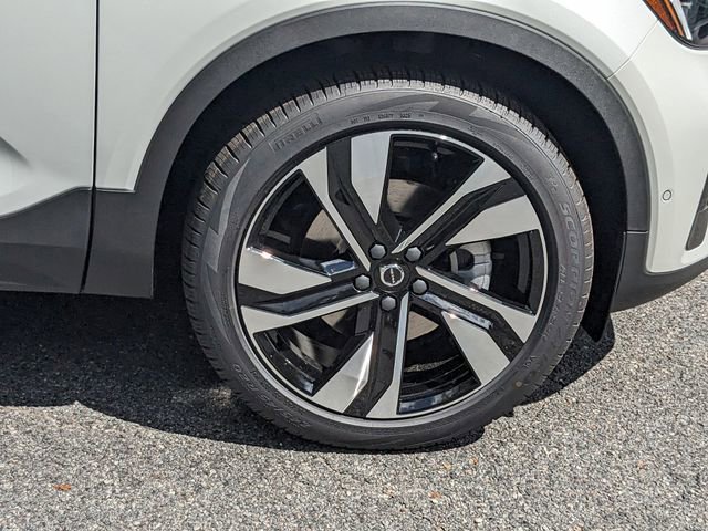New 2026 Volvo XC40 B5 Ultra w/ Climate Package image 12