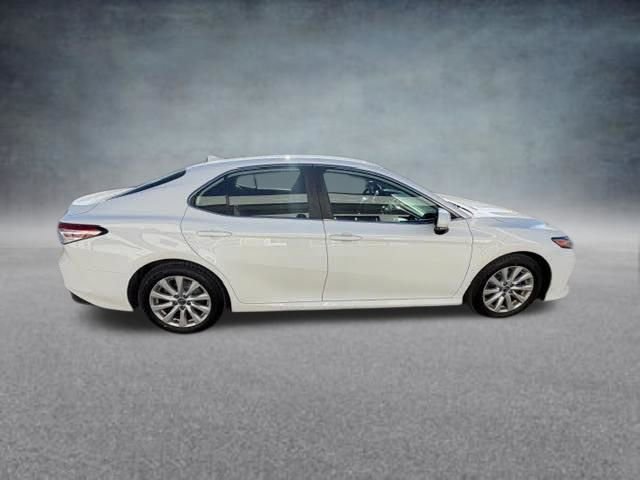 Used 2020 Toyota Camry LE w/ Convenience Package FWD image 8