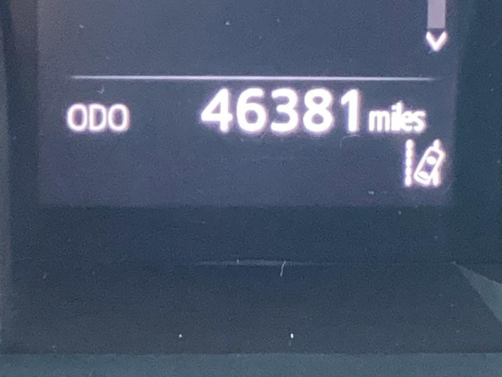 Used 2024 Toyota Camry LE image 4